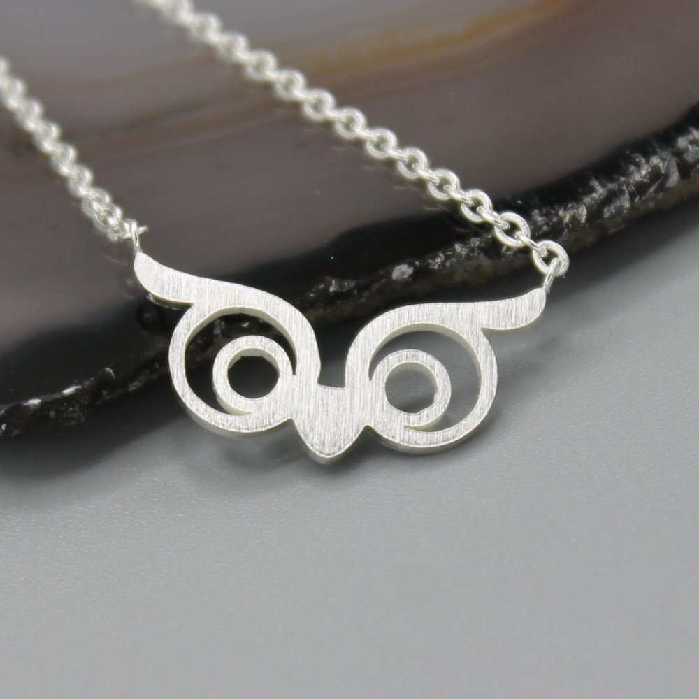 Jewelry necklace owl bird smart nature dainty minimalist new silver tone